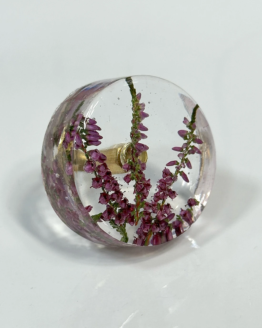 Gałka meblowa Wrzos (Calluna vulgaris) · gałka z profilu, ze śrubą